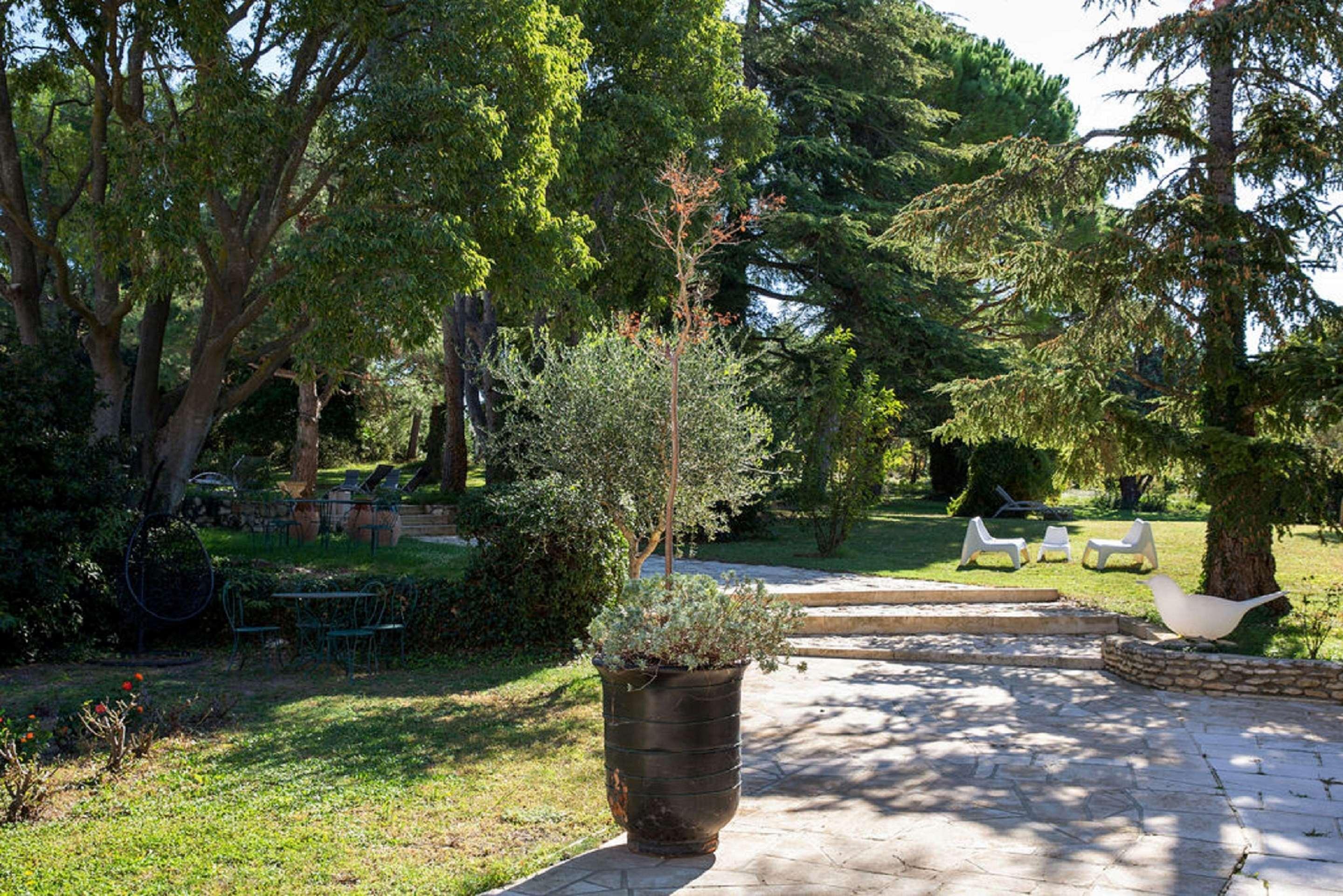 Best Western Le Val Majour Fontvieille Εξωτερικό φωτογραφία