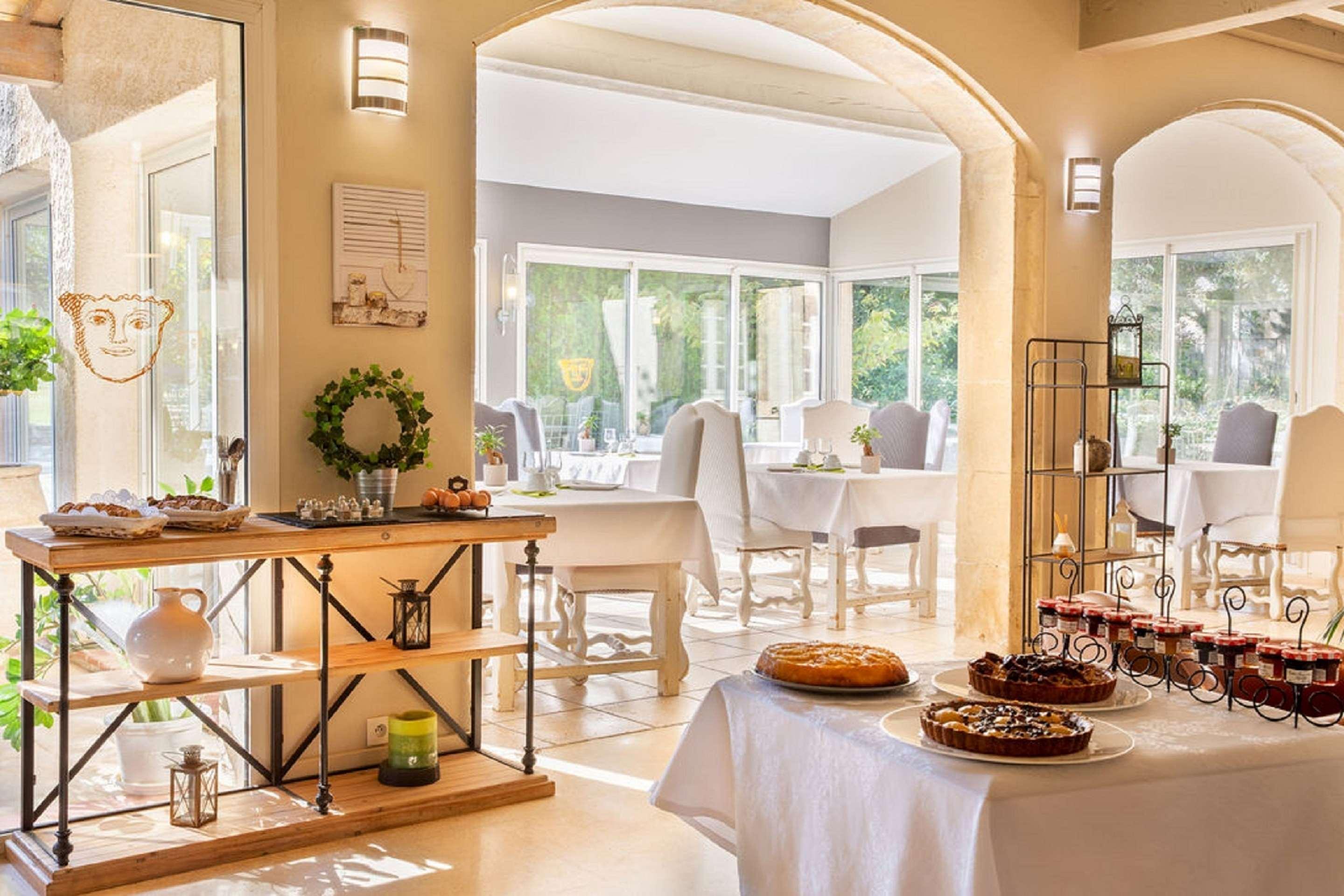 Best Western Le Val Majour Fontvieille Εξωτερικό φωτογραφία