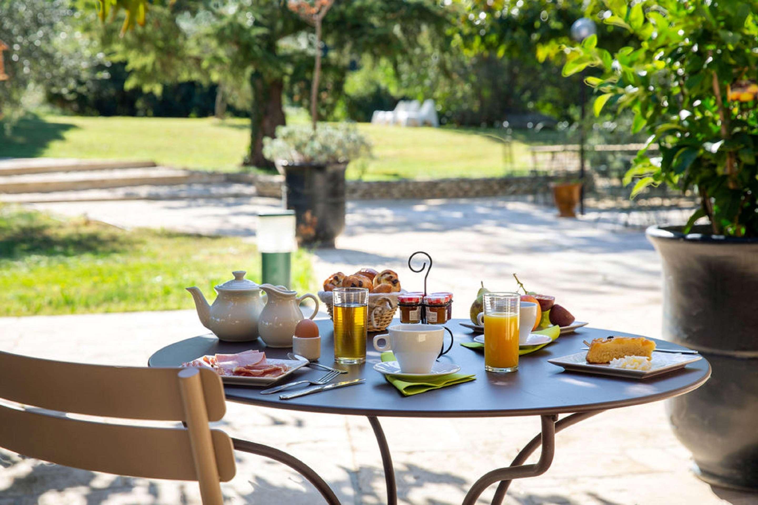 Best Western Le Val Majour Fontvieille Εξωτερικό φωτογραφία
