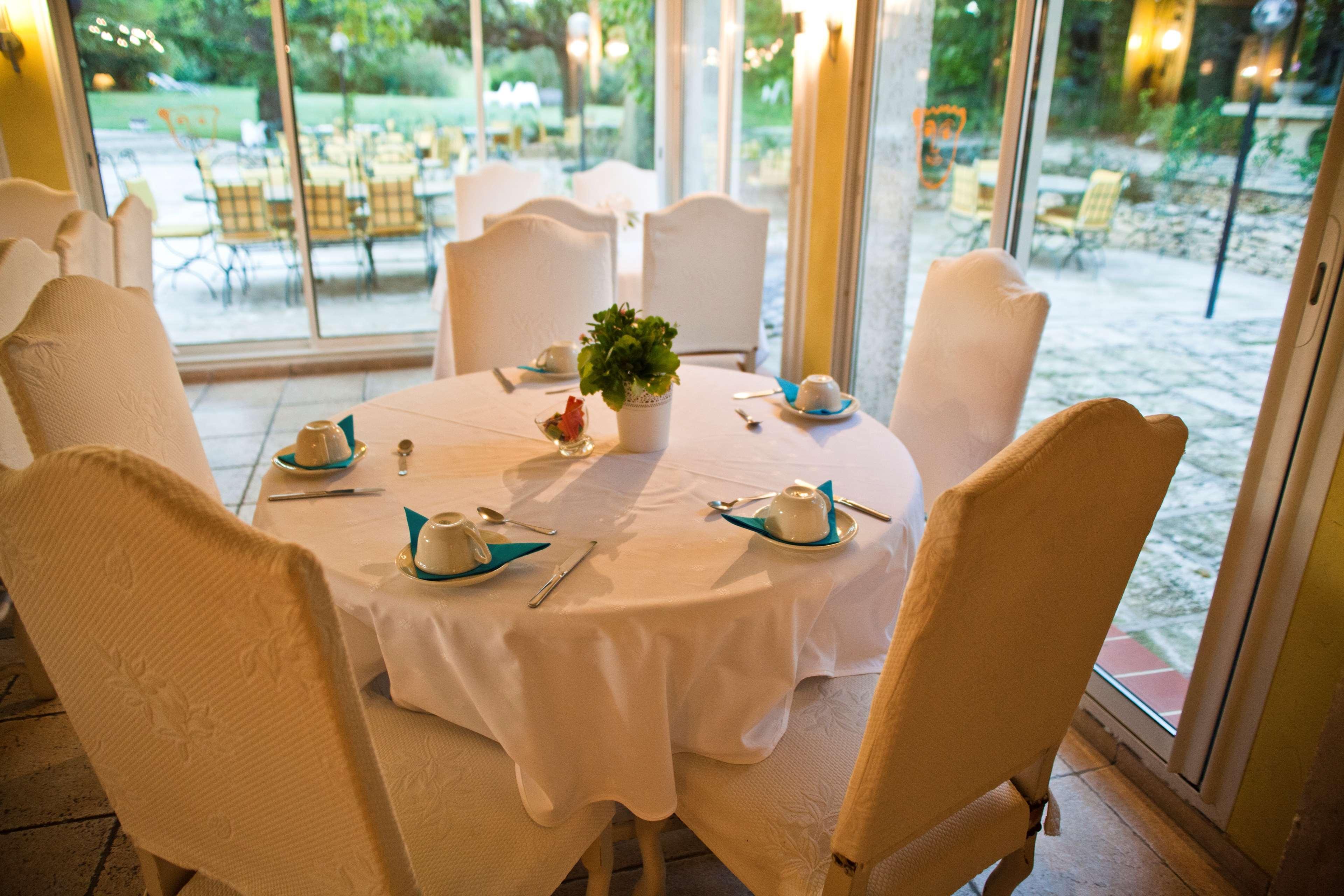 Best Western Le Val Majour Fontvieille Εξωτερικό φωτογραφία