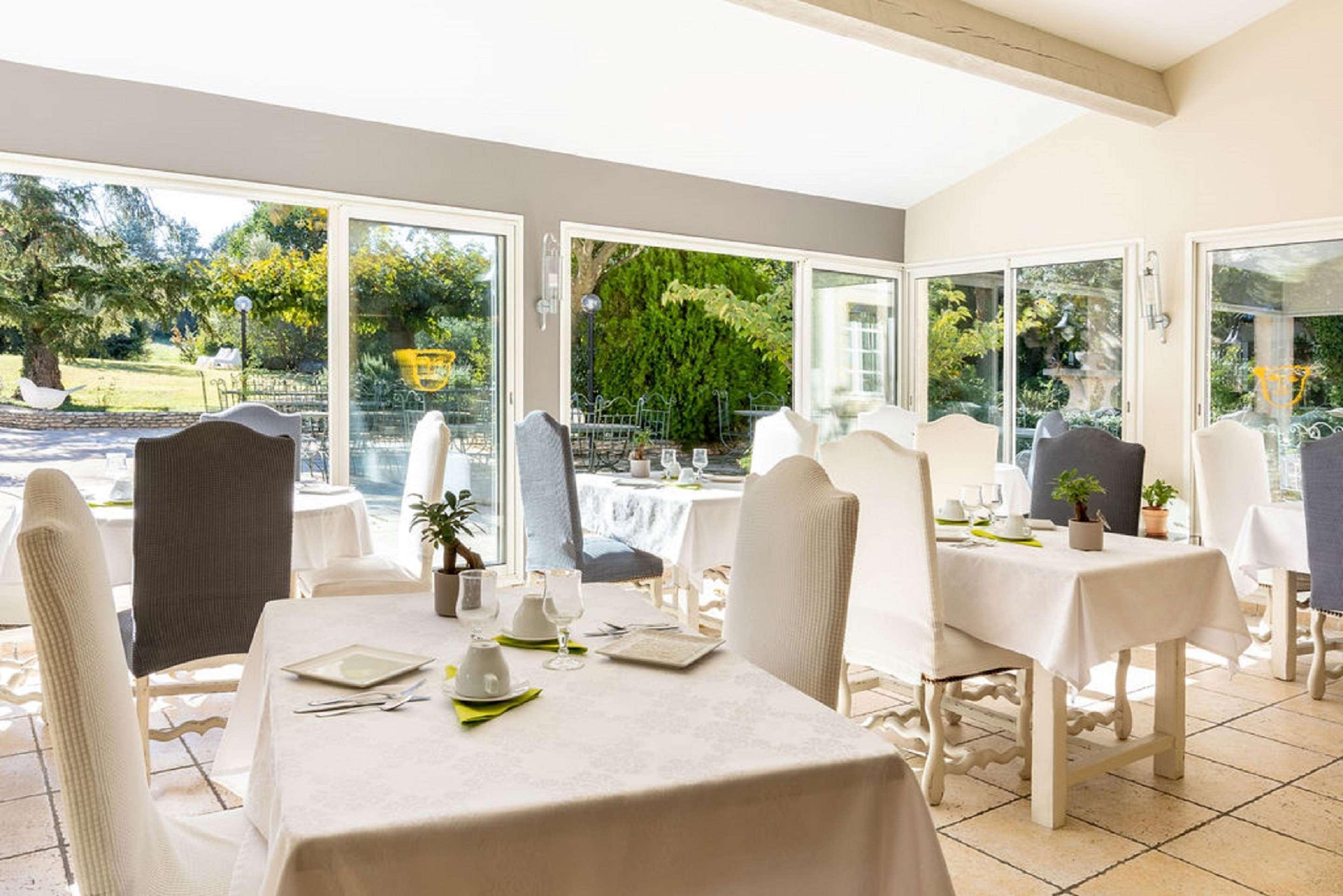 Best Western Le Val Majour Fontvieille Εξωτερικό φωτογραφία