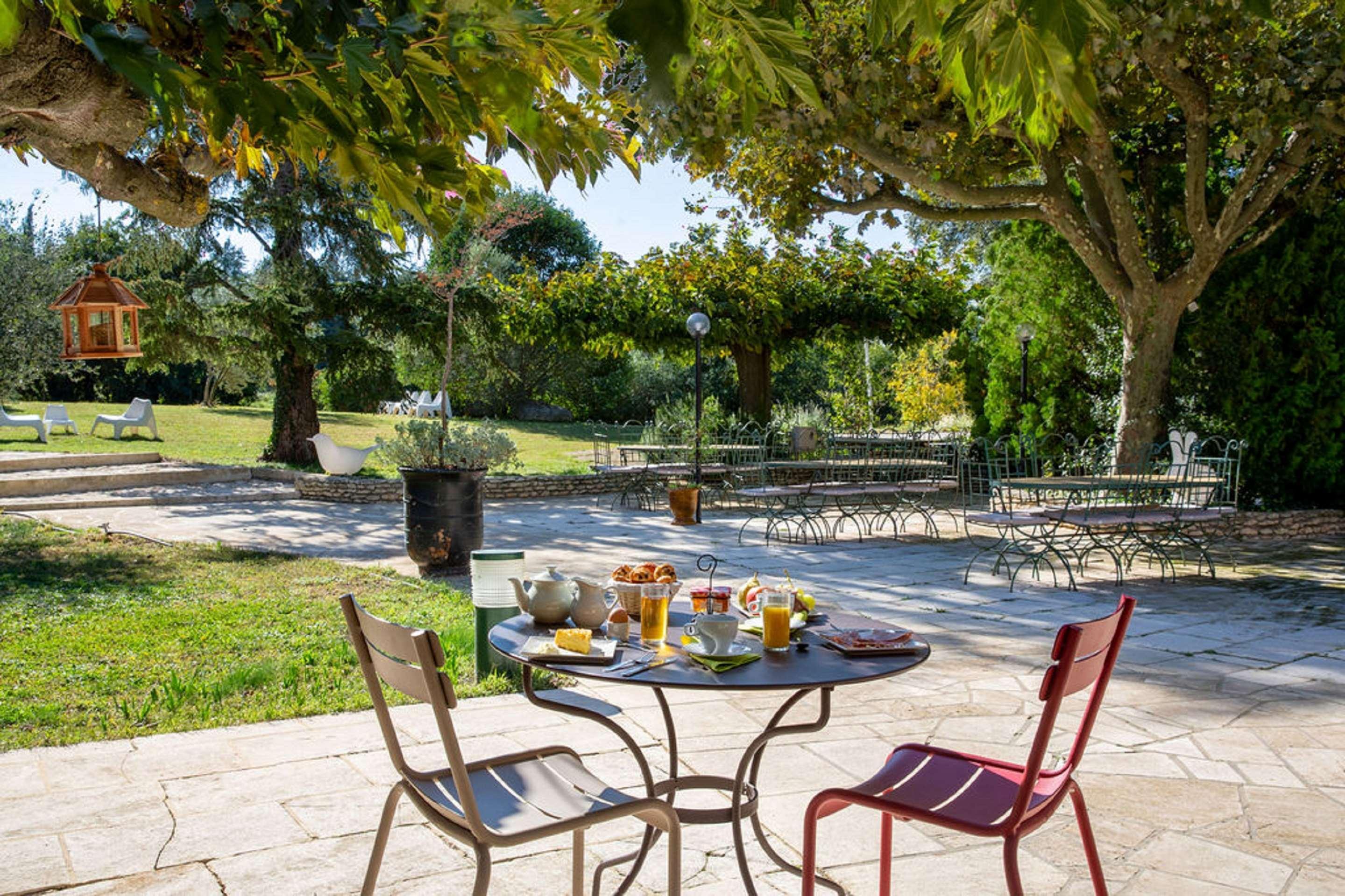 Best Western Le Val Majour Fontvieille Εξωτερικό φωτογραφία