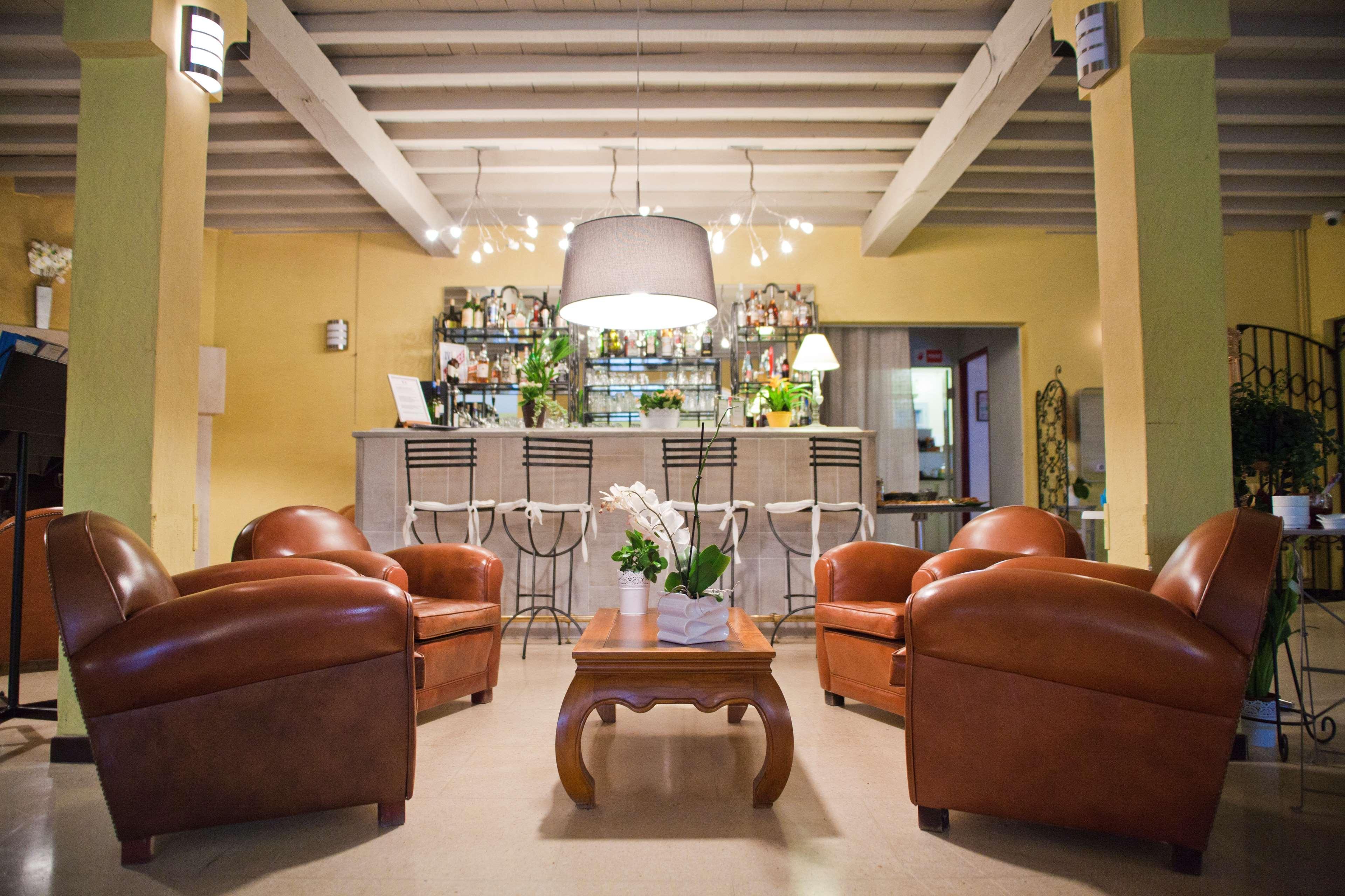 Best Western Le Val Majour Fontvieille Εξωτερικό φωτογραφία