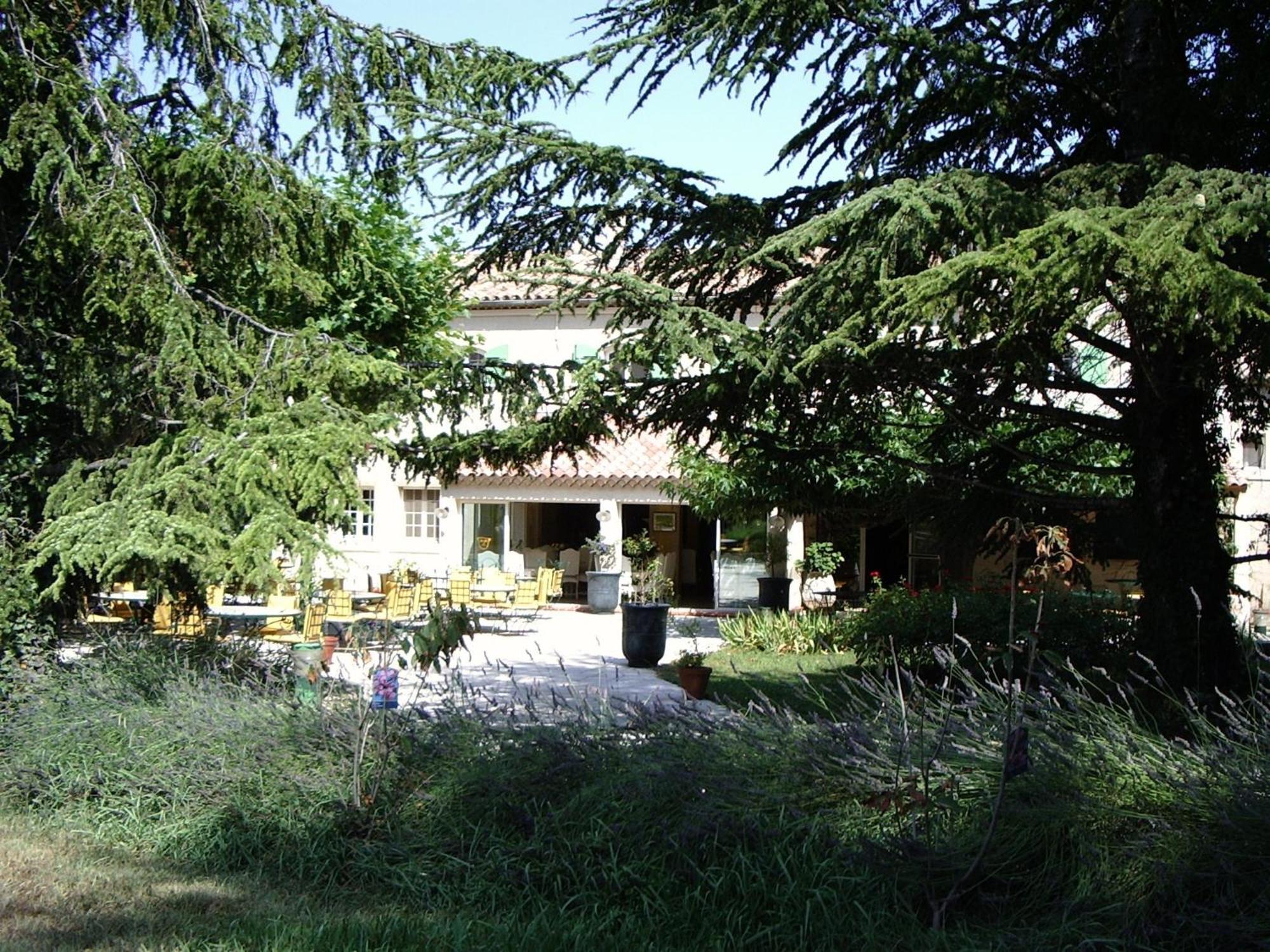 Best Western Le Val Majour Fontvieille Εξωτερικό φωτογραφία